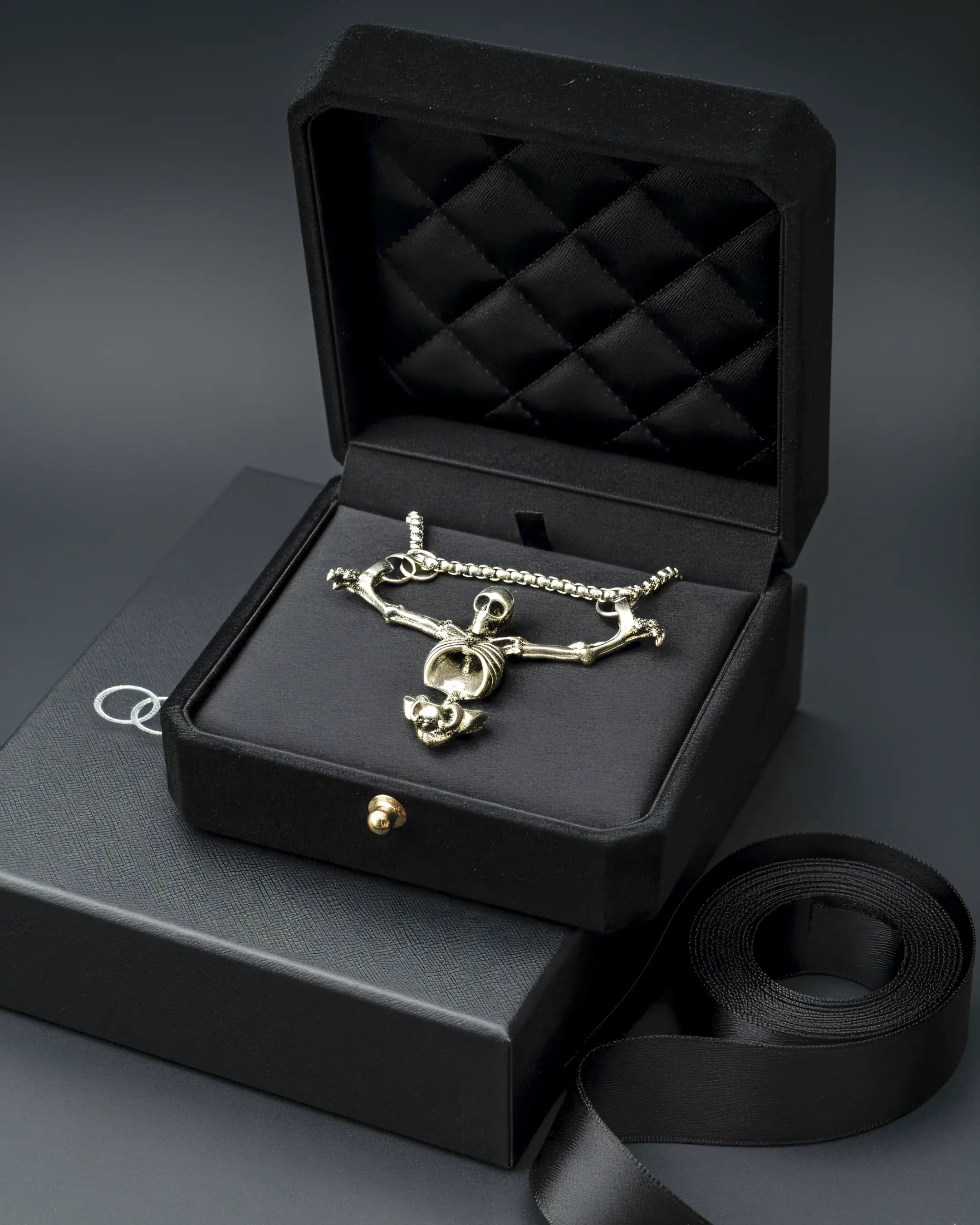 Collar Prisoner