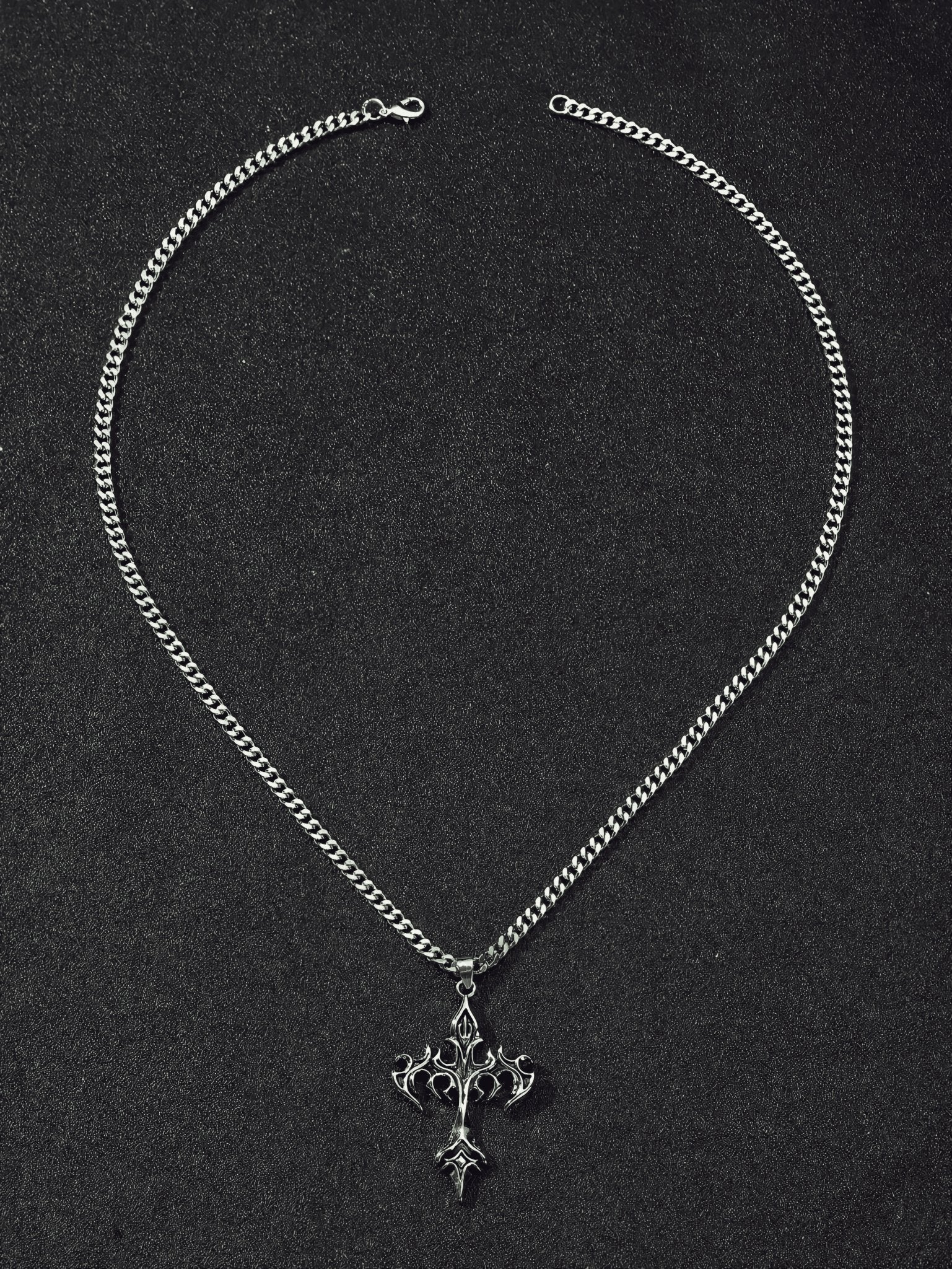 Collar Cruz Gótica - My Rebel Shop