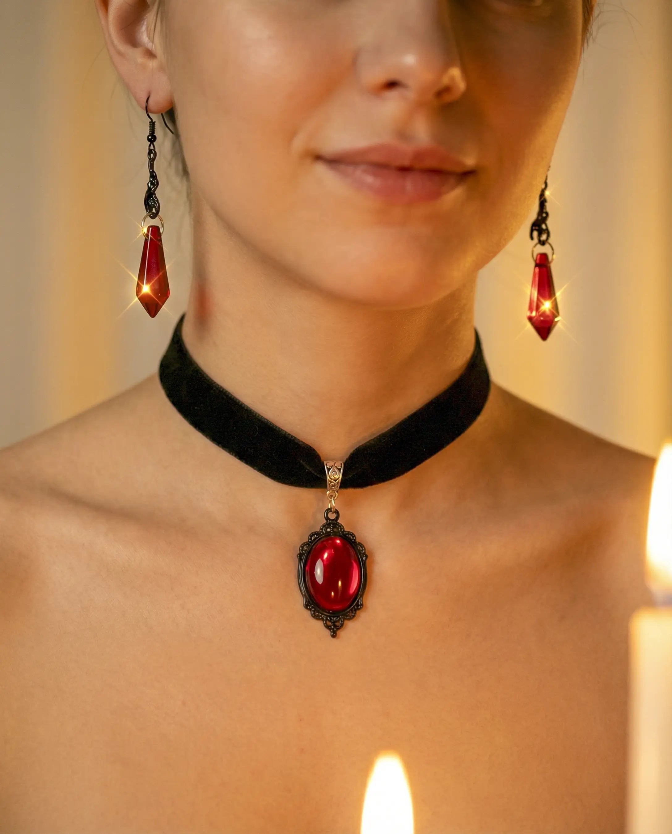 Dúo Carmesí – Set de Collar y Aretes