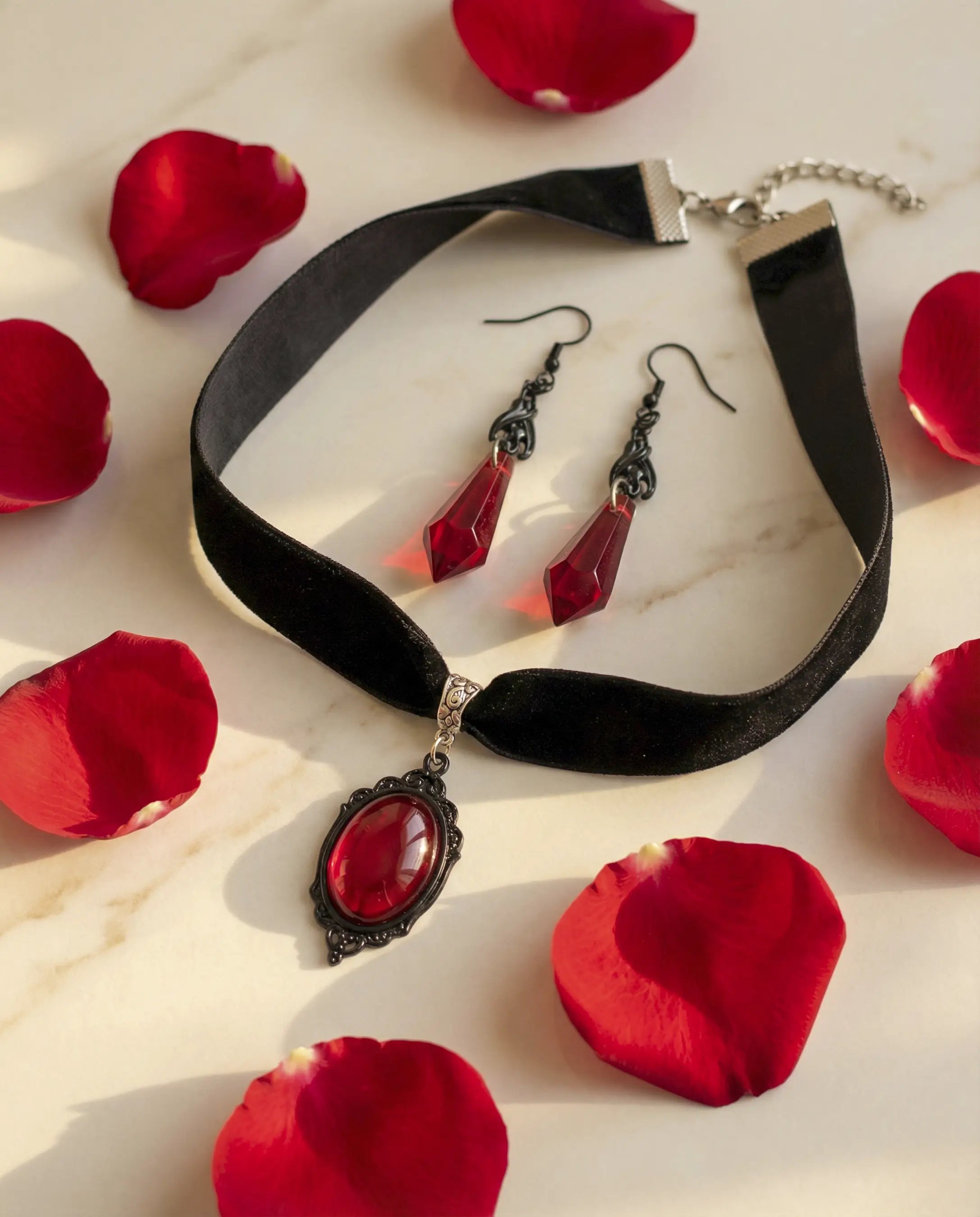 Dúo Carmesí – Set de Collar y Aretes