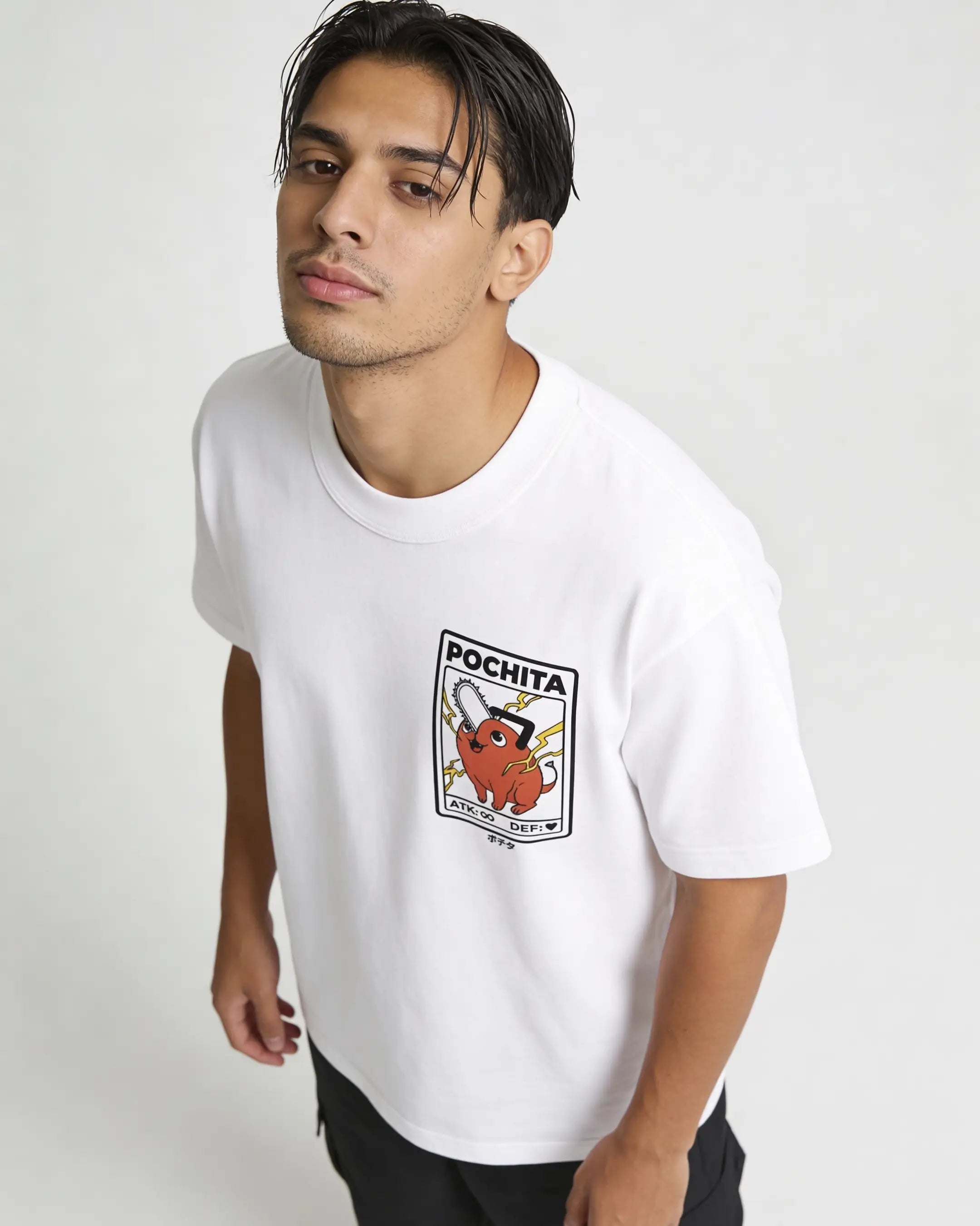 Playera Pochita Card – Chainsaw Man