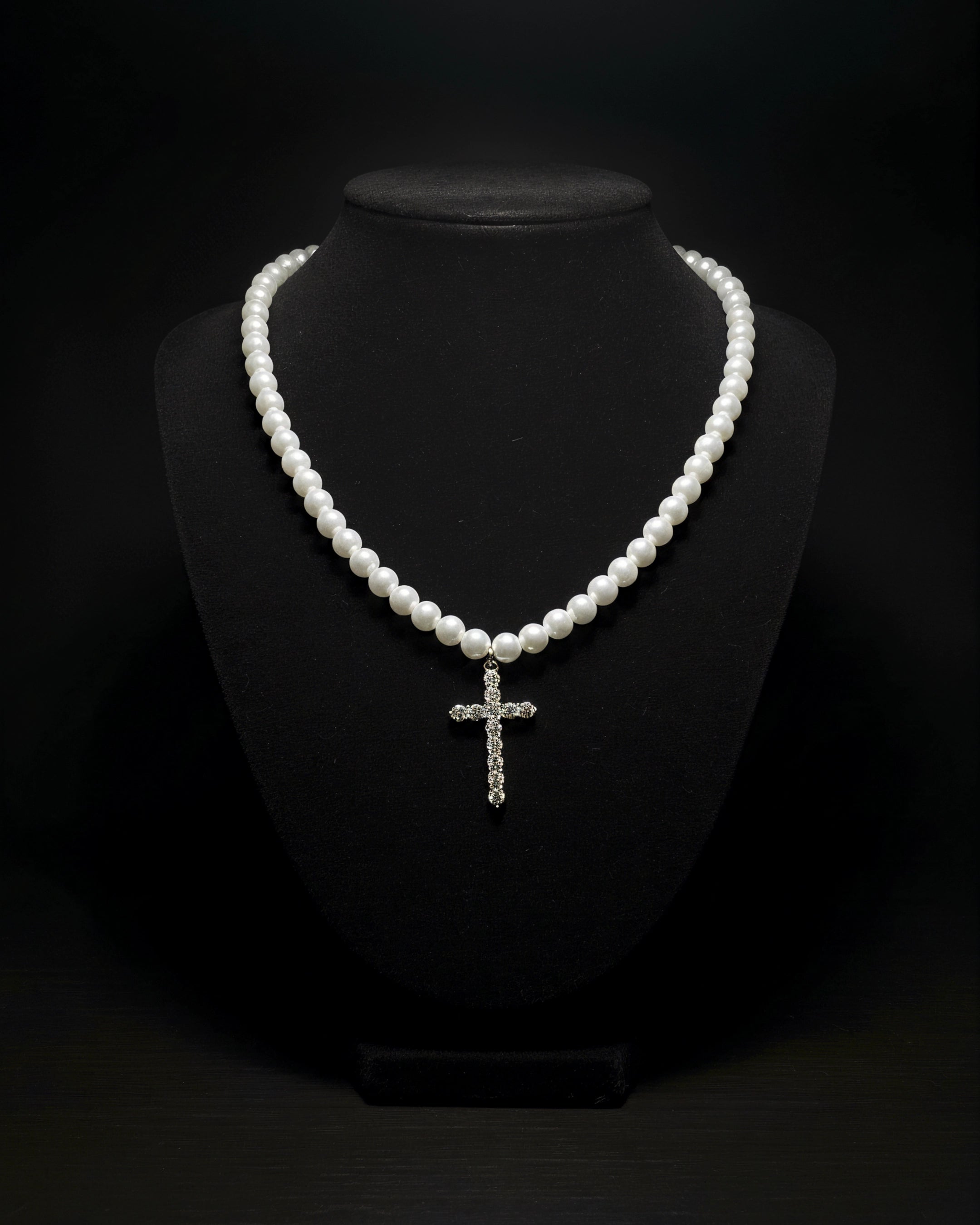 Collar Perlas con Cruz