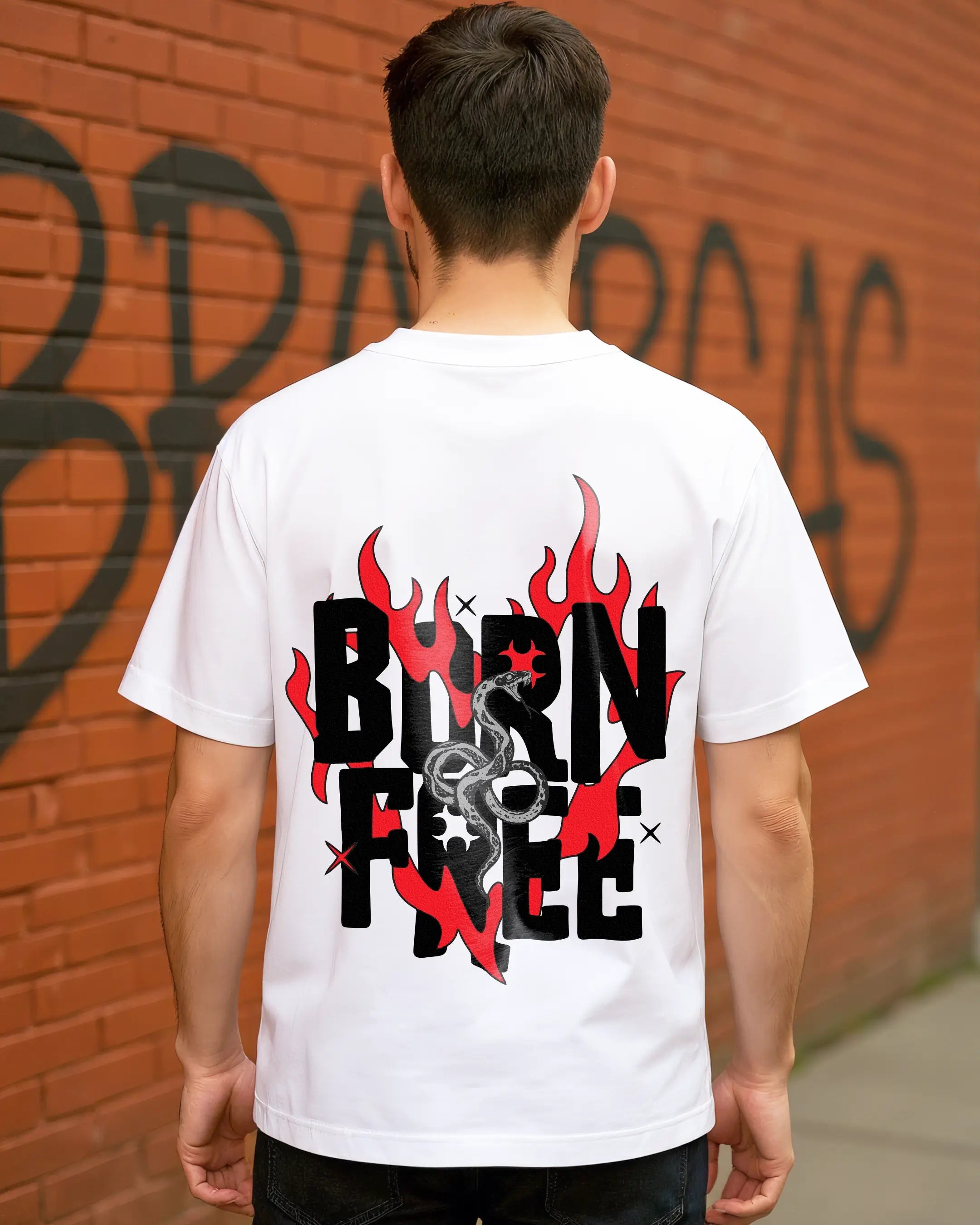 Playera Born Free – Wild & Unchained
