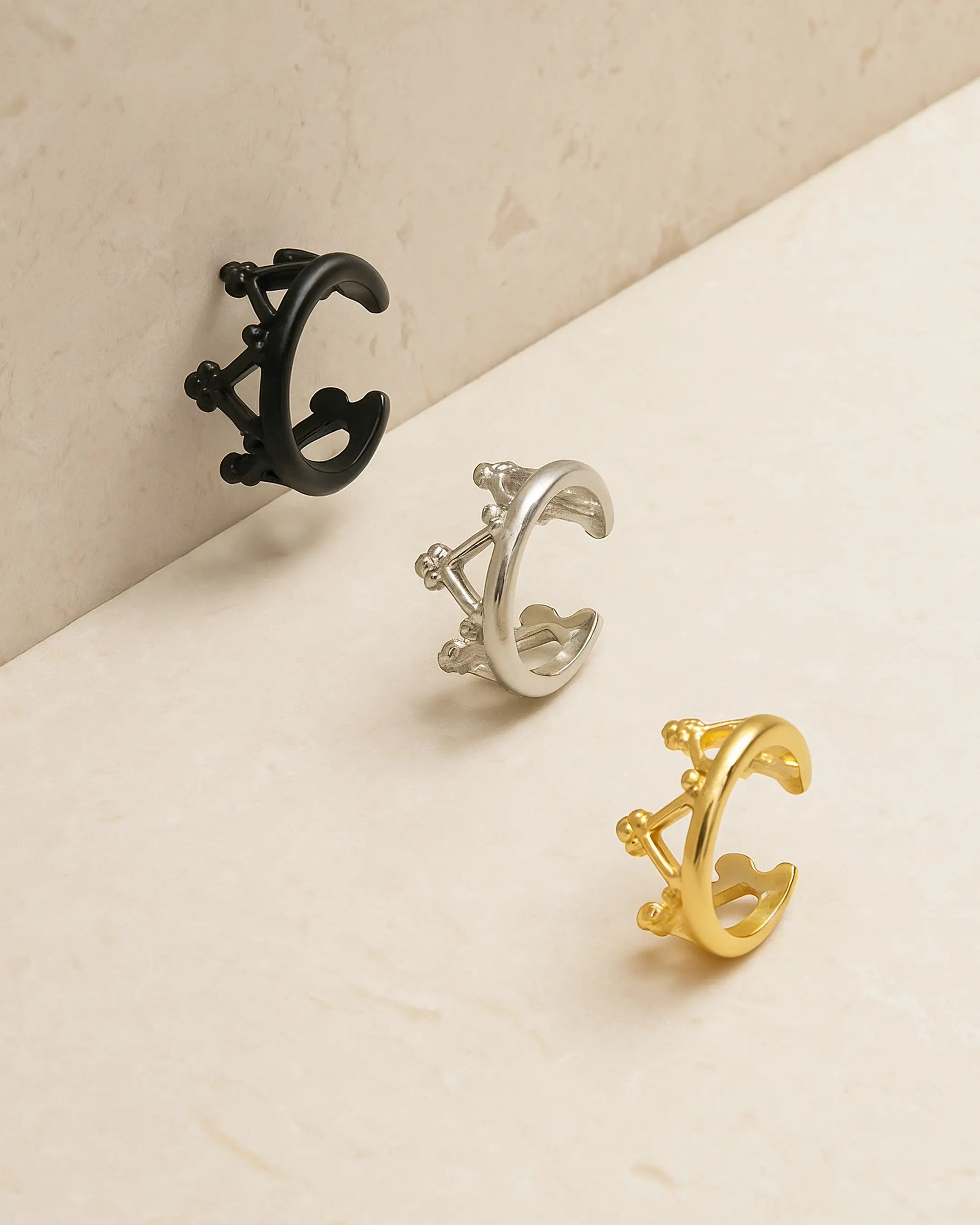 CuffQueen – Set de 3 Ear Cuffs de Corona