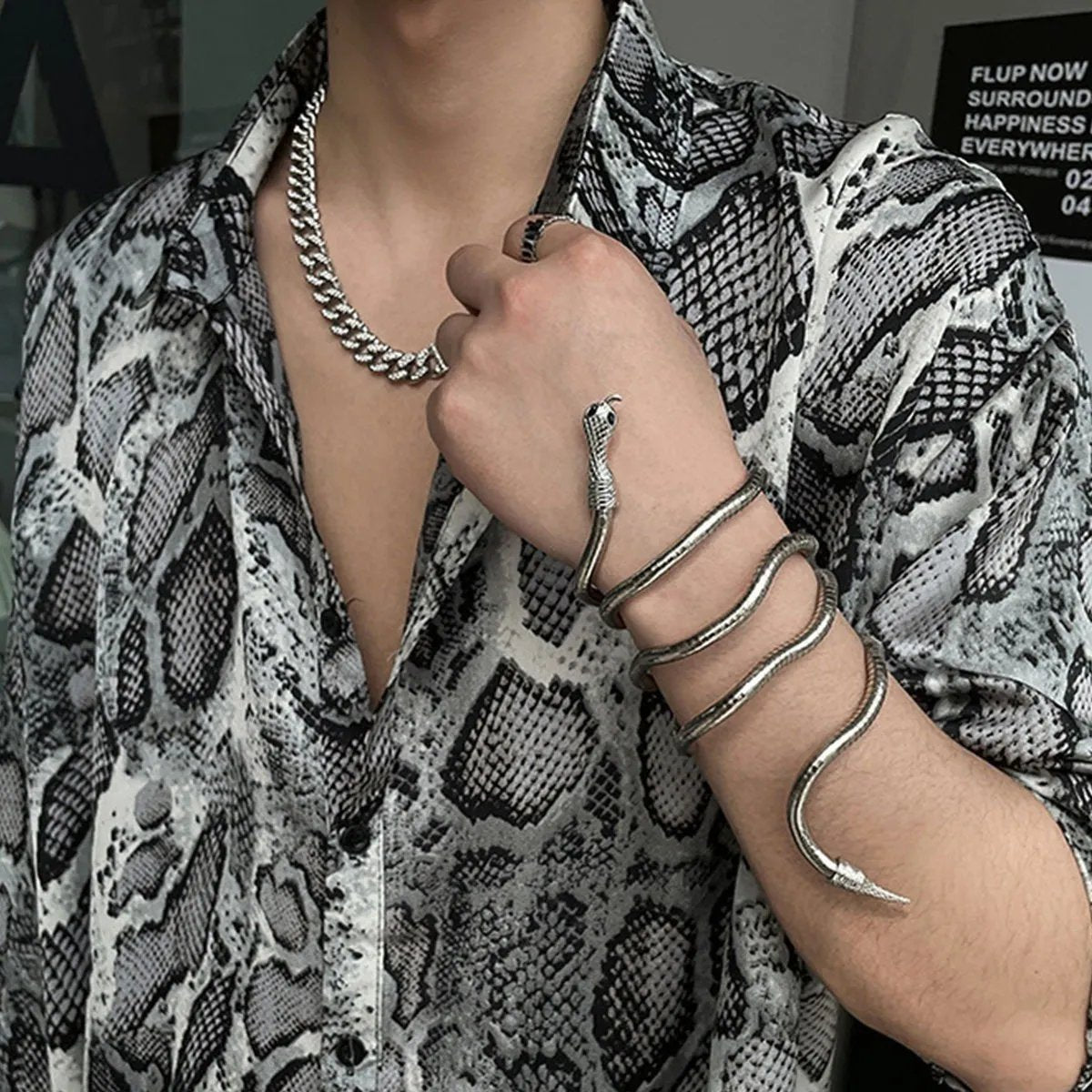Accesorio de serpiente 🐍 - My Rebel Shop