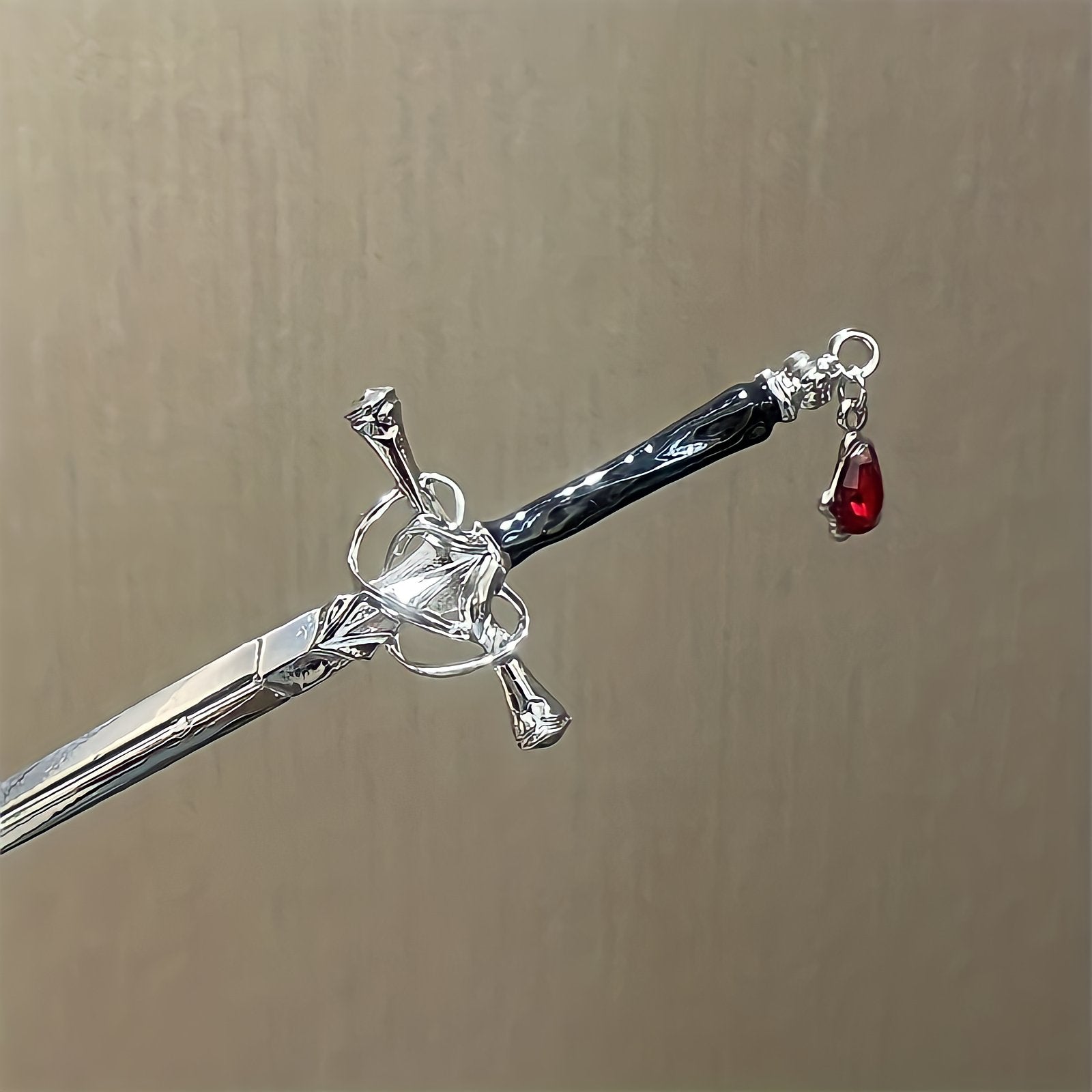 Accesorio para cabello de Espada - My Rebel Shop