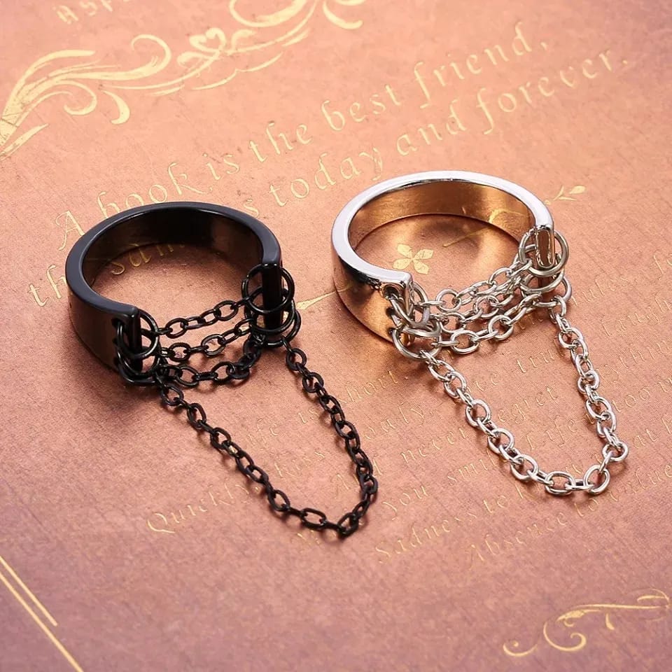 Anillo con cadena ajustable - My Rebel Shop