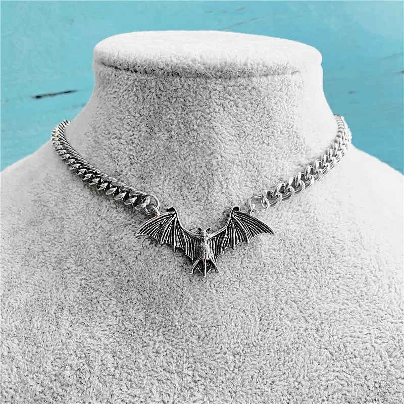 Collar de murciélago - My Rebel Shop