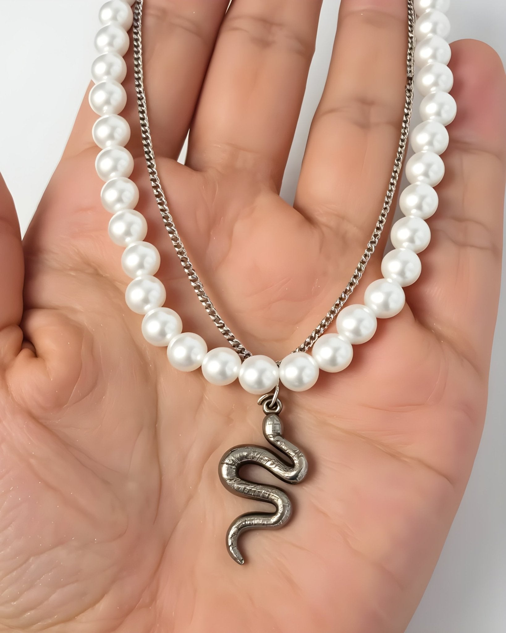 Collar Dúo de Perlas y Serpiente - My Rebel Shop