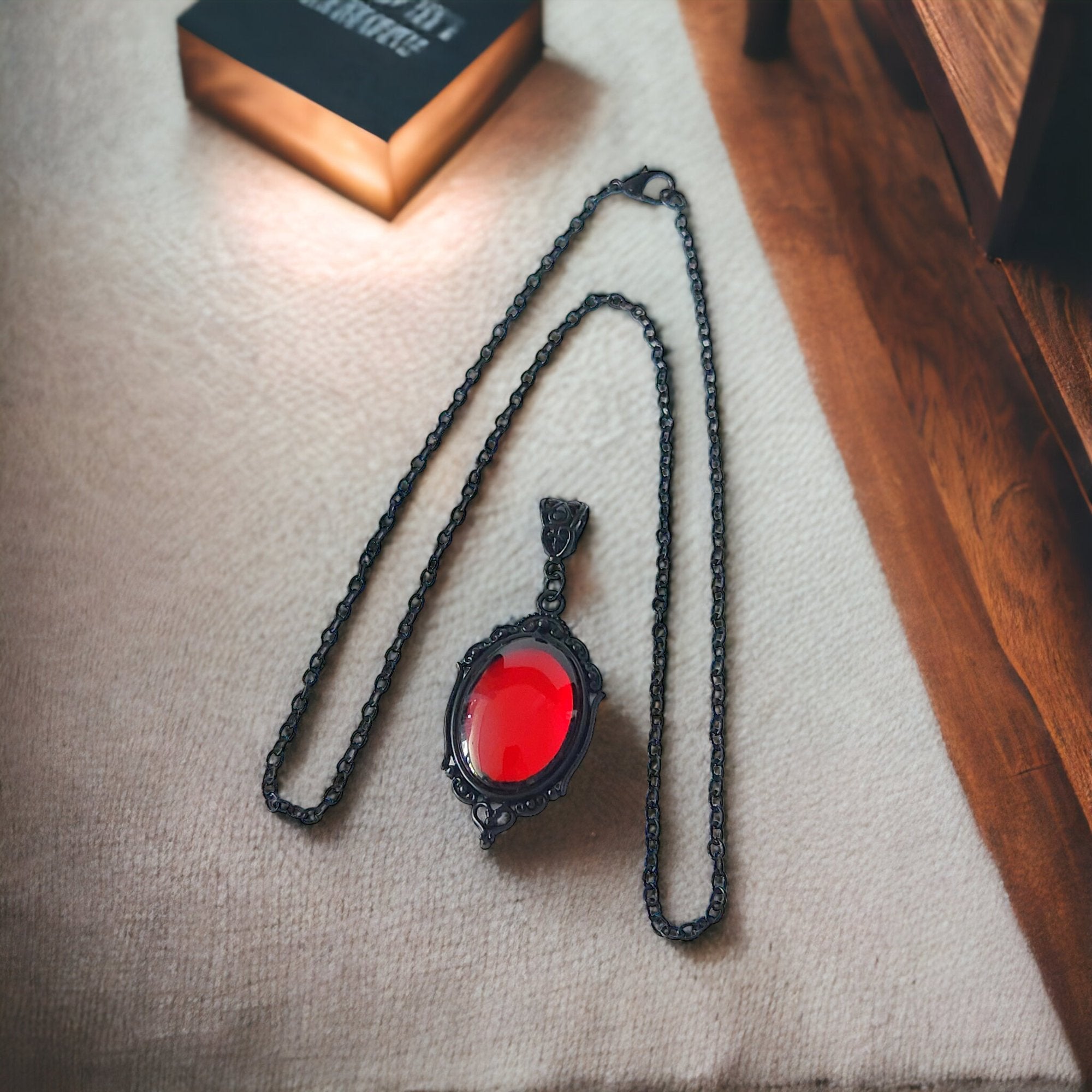 Collar Espejo Rojo - My Rebel Shop