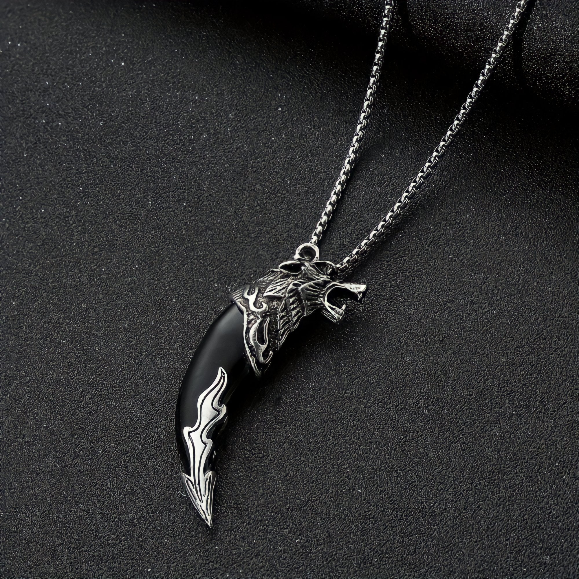 Collar Garra de Lobo - My Rebel Shop