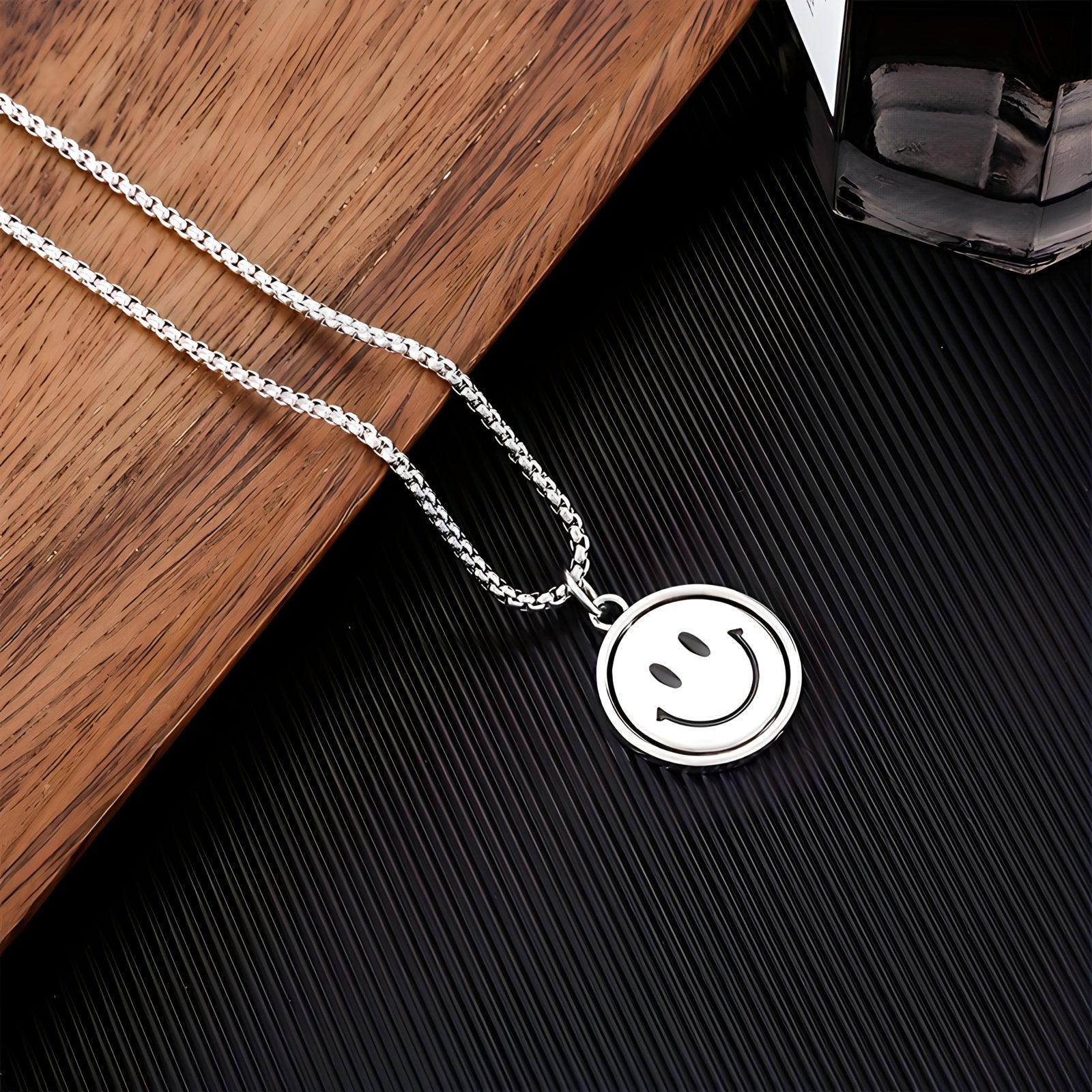 Collar Giratorio Happy/Sad - My Rebel Shop