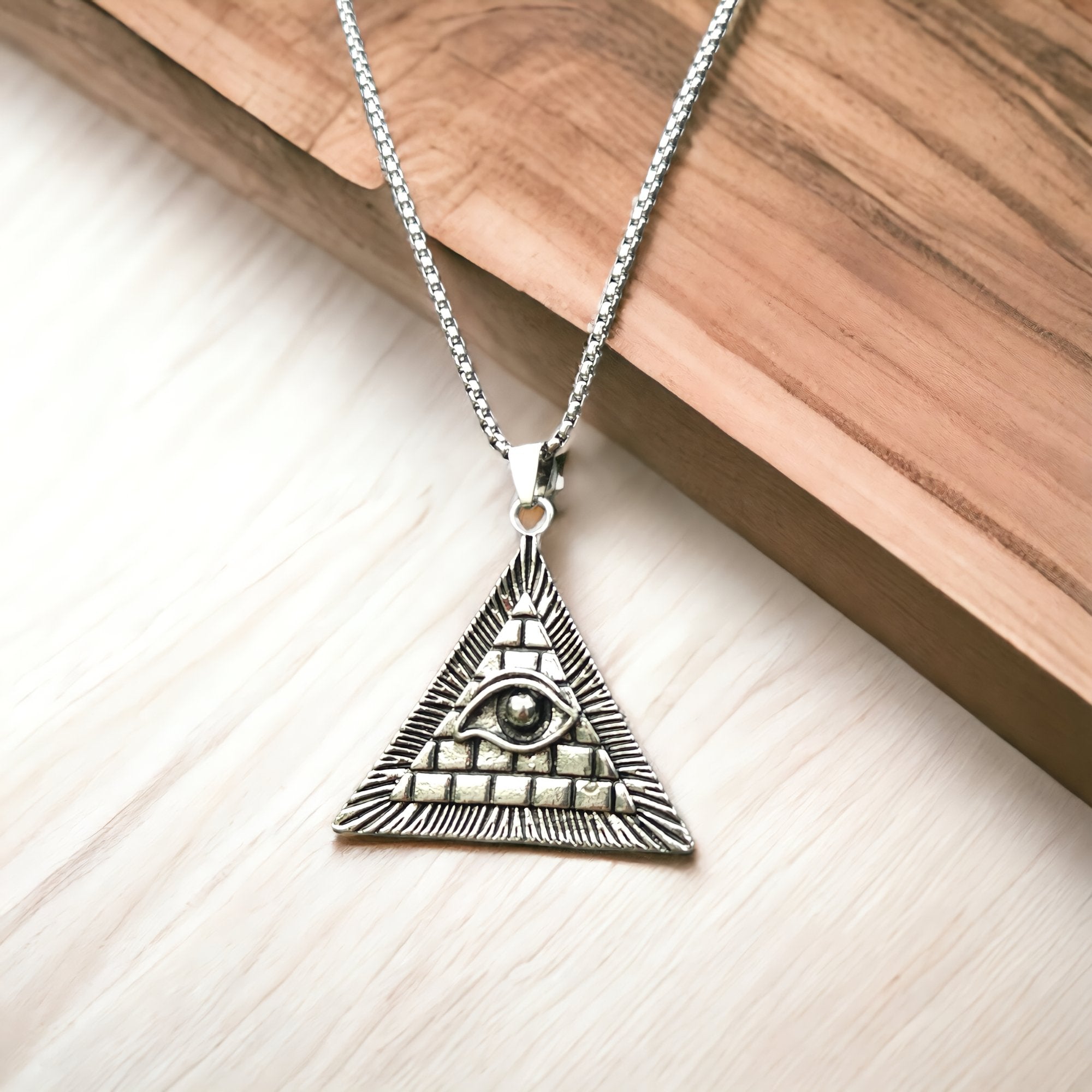 Collar Illuminati - My Rebel Shop