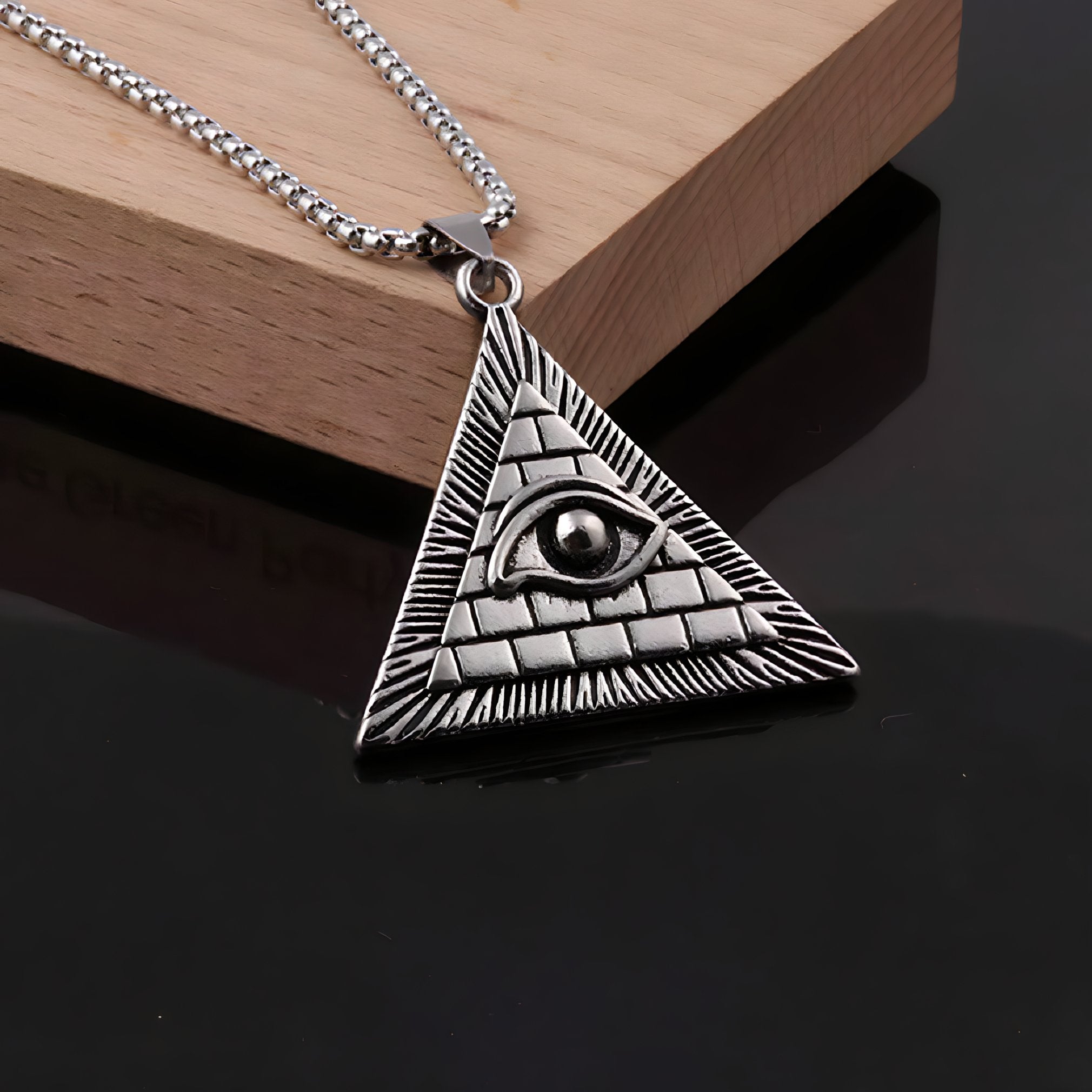 Collar Illuminati - My Rebel Shop