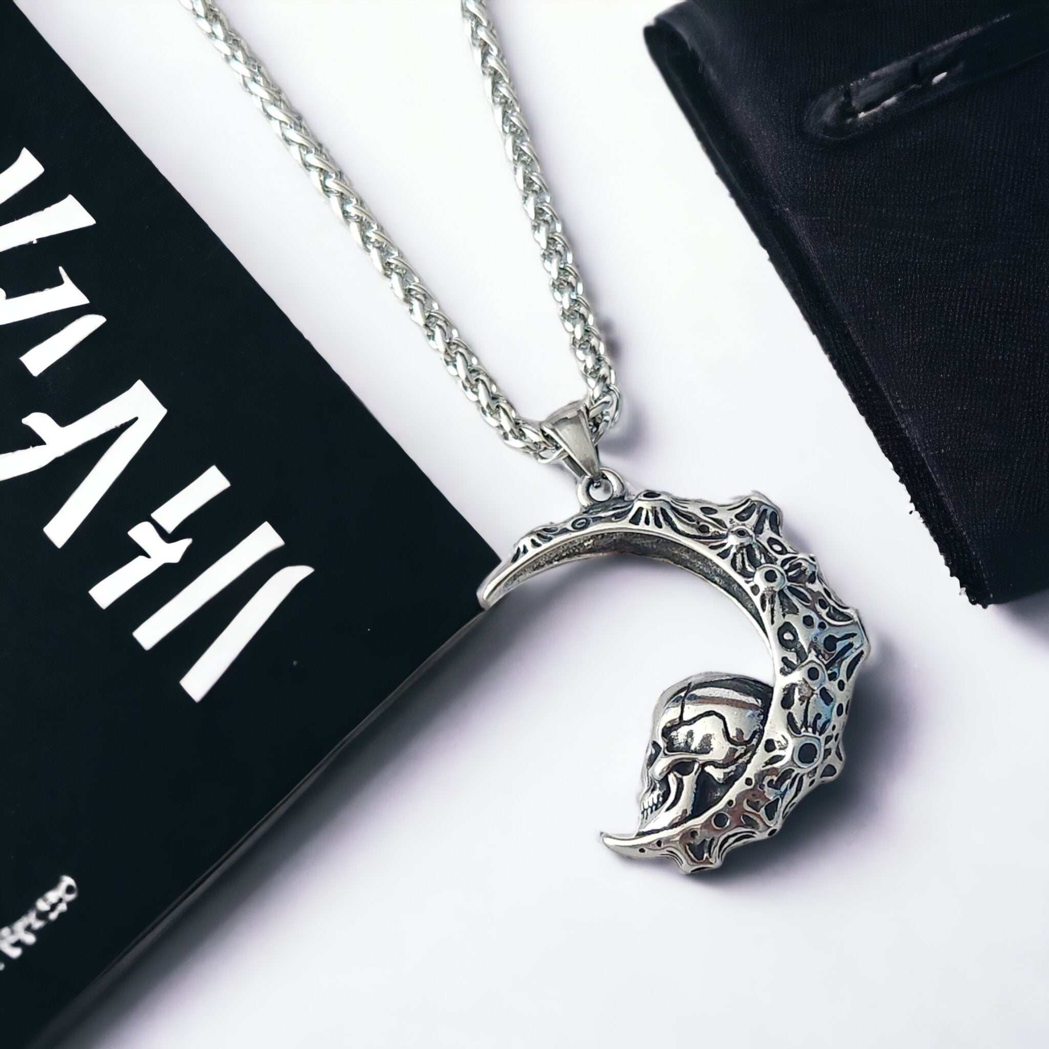 Collar Skull Moon - My Rebel Shop