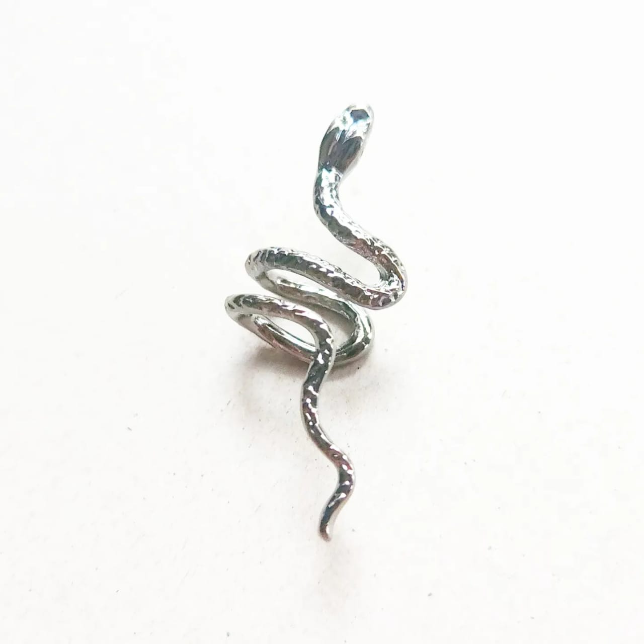 Piercing hélix de serpiente sin perforación - My Rebel Shop